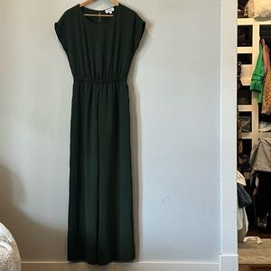 Gilli Dark Green Cap-Sleeve Maxi Dress